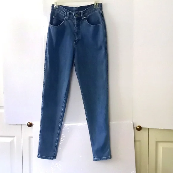 Levi's Vintage Women's Classic Jeans - Size (7) - Blue - Picture 1 of 6